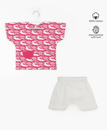 Story Tailor Half Sleeves Printed Tee & Harem Shorts for Boys - Pink