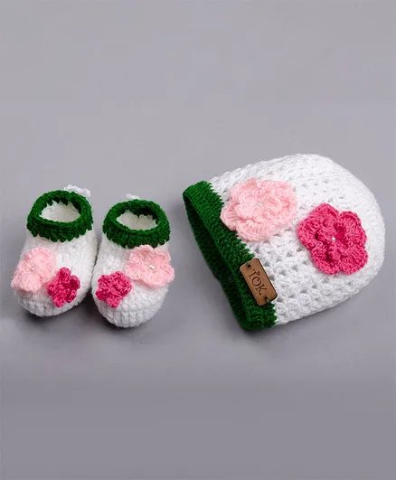 The Original Knit Handmade Flower Embellished Cap & Booties - White