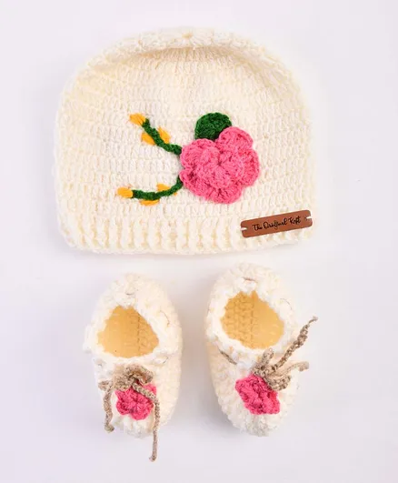 The Original Knit Handmade Flower Embellished Cap & Booties - Off White