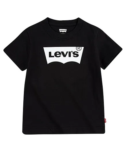 Levi's® Half Sleeves Logo Print Tee - Black