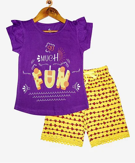Kiddopanti Half Sleeves Frill Detailing Fun Text Print Tee And Hearts Print Lace Hem Shorts Set - Purple And Yellow