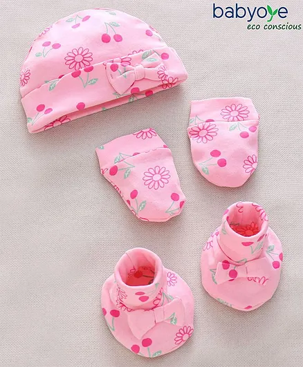 Babyoye Female Cotton Cap, Mitten & Booties Set With Flower & Cherry Print - Pink