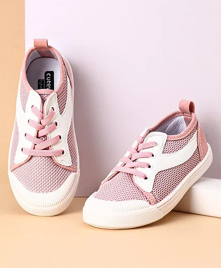 Cute Walk by Babyhug Lace Up Casual Shoes Solid- Pink