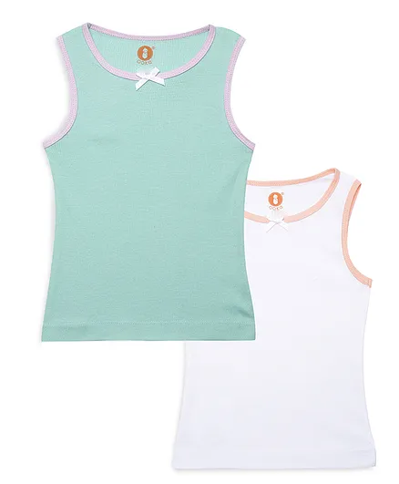 OOKA Cotton Ribbed Solid Vests Pack of 2 (Colour May Vary)