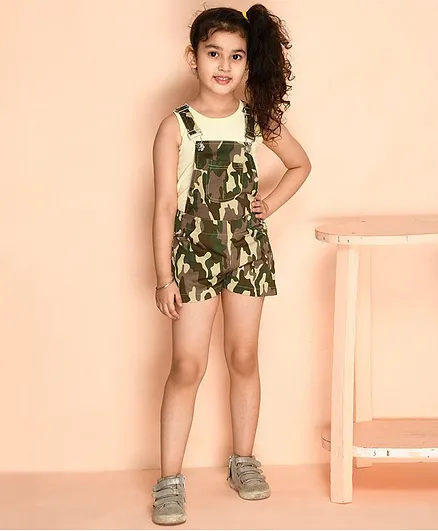 Kids Cave Sleeveless 100% Cotton Tee With Camouflage Printed Dungaree - Green