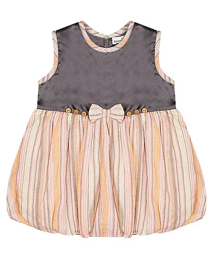 ShopperTree Sleeveless Buttons & Bow Applique Striped Balloon Flare Dress - Peach