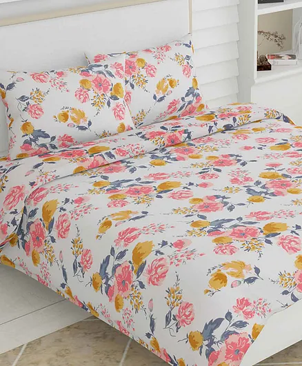 Haus & Kinder Cotton Victorian Summer Dream Printed Bedsheet With Pillow Covers  Multicolor