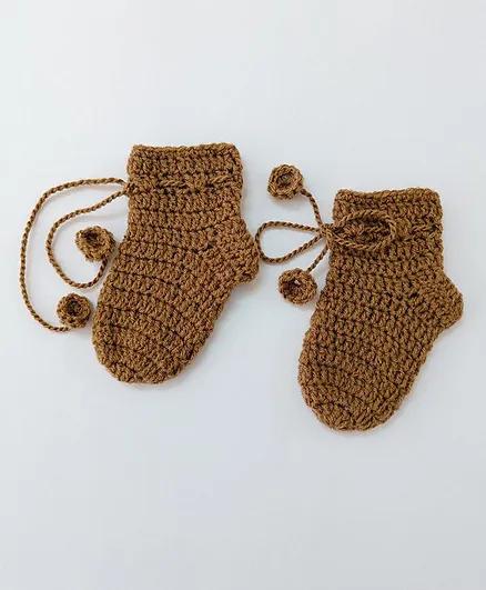 Little Peas Pair Of Solid Handmade Knitted Woollen Socks - Brown