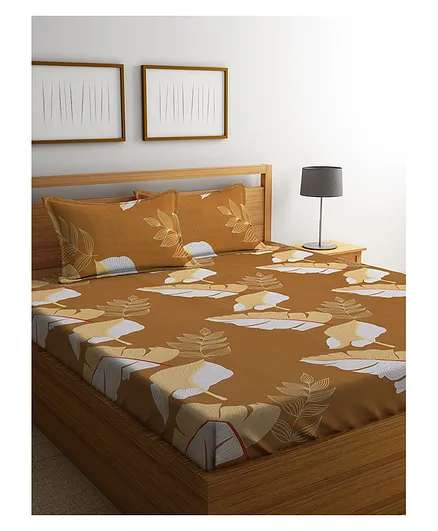 Hosta Homes HHGC20 300 Tc Queen Size Double Printed Bed Sheet With 2 Pillow Covers - Brown