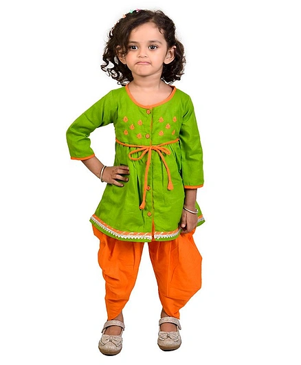 CHAKORI Sankranti Pongal Mehendi Ceremony Theme Three Fourth Sleeves Leaf Motif Embroidered & Gota Lace Embellished A Line Kurta With Dhoti - Green & Orange
