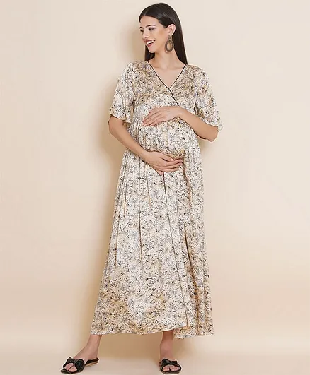 Mine4Nine Baby Shower Theme Half Bell Sleeves Seamless Vintage Floral Printed Flared Maternity Maxi Dress - Multi Colour