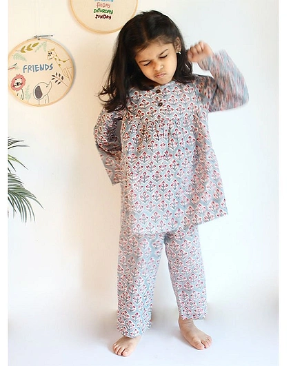 Charkhee Full Sleeves Floral Motif  Block Printed Kurta & Pajama Set - Grey