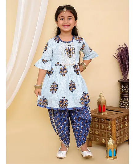 Buy Superminis Three Fourth Bell Sleeves Vintage Floral Motif