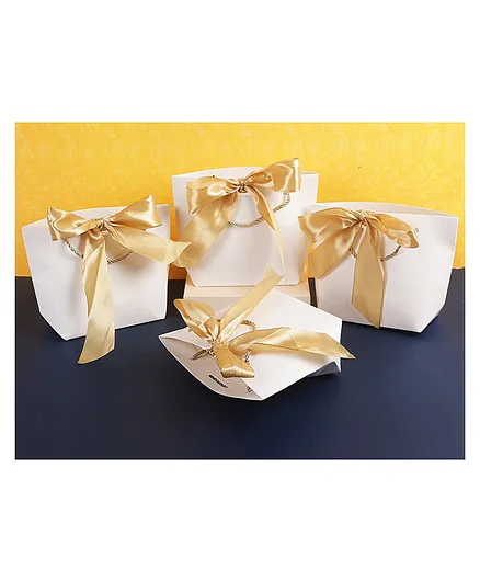 Chocozone Pack of 6 Paper Bags for Gifts Return Gift Bags for Kids Birthday - White