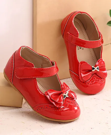 Cute Walk by Babyhug Ballerina with Bow Applique & Velcro Closure -Red