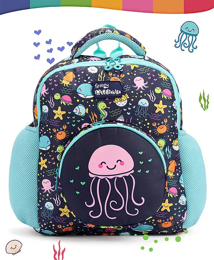 Holistik Convertible Jacket Backpack THE HOLISTIK Disguise