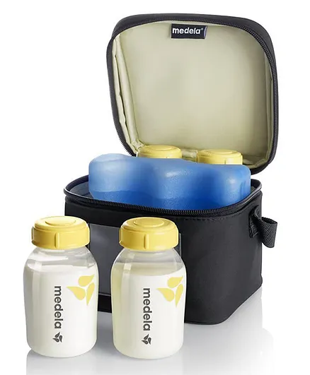 Medela Cooler Bag With Ice Pack & 4 Breast Milk Bottles - 150 ml Each