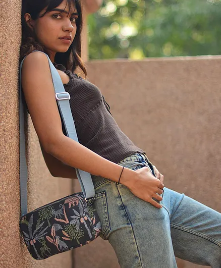 Ecoright Box Sling Urban Jungle Online in India, Buy at Best