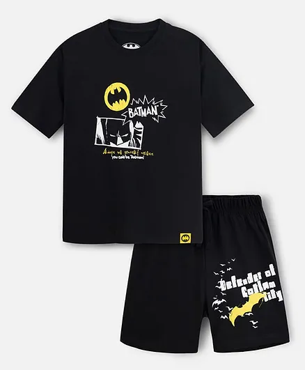 Nap Chief Cotton Batman Printed Half Sleeves Relaxed Fit Glow in the Dark T-shirt and Shorts Set - Black