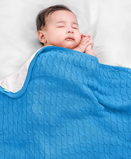 Babyhug Premium Cotton Knitted & Fur Blanket - Blue