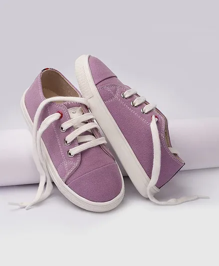 Toothless Solid Lace Up Shoes - Purple