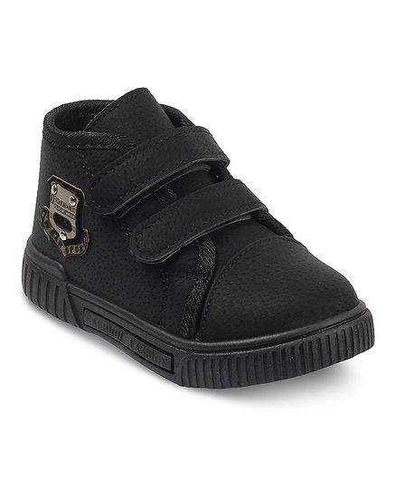 shoes with velcro straps