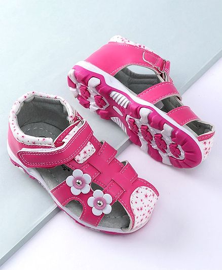firstcry baby girl sandals