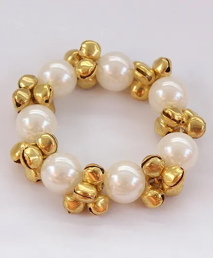 Pihoo Pearls & Ghungroo Bracelet - Golden