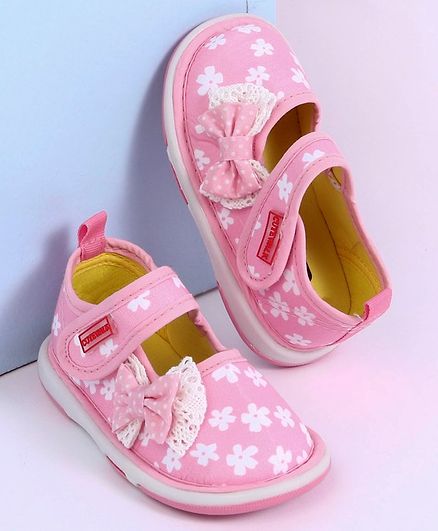 firstcry girl shoes