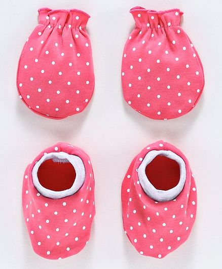 firstcry baby booties