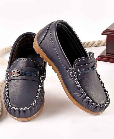 cute navy shoes