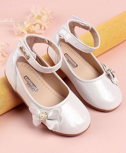 white belly shoes for girl