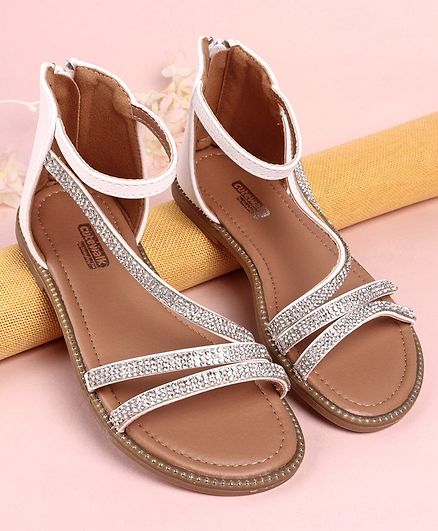 firstcry footwear