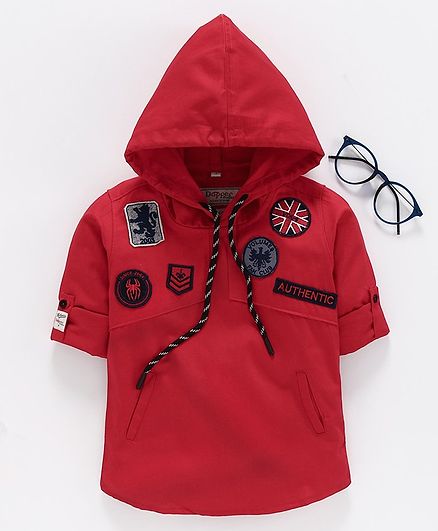 red hooded t shirt