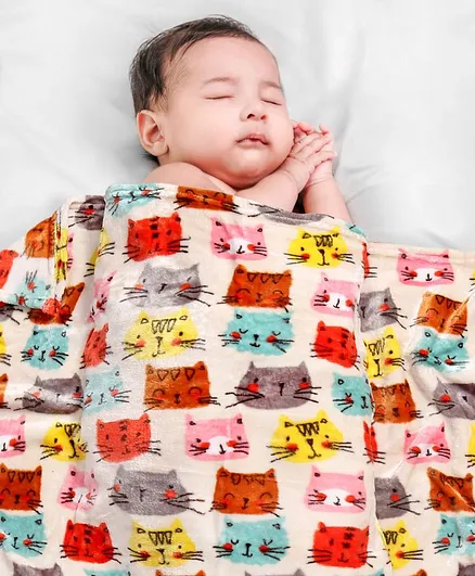 Babyhug Coral Blanket Kitty Print - Multicolor