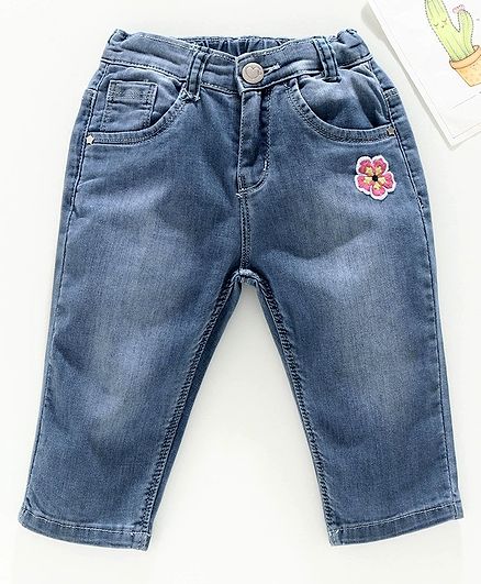 light blue capri pants