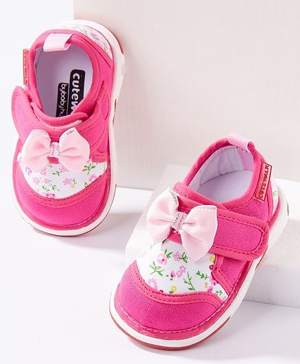 Buy Cute Walk by Babyhug Canvas Shoes 