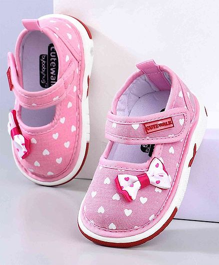 firstcry baby girl sandals