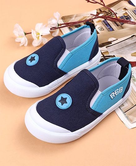 cute walk by babyhug