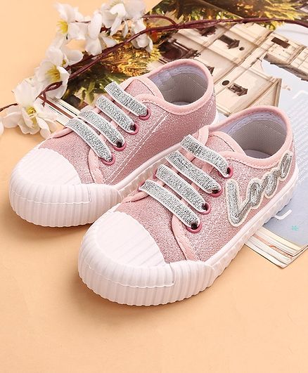 cute walk by babyhug canvas shoes
