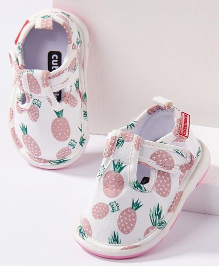 cute walk by babyhug casual shoes