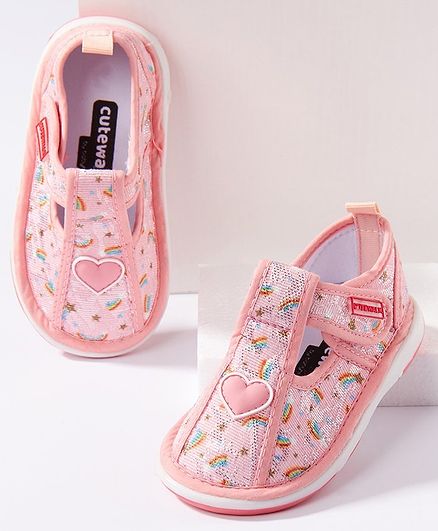 firstcry baby girl footwear