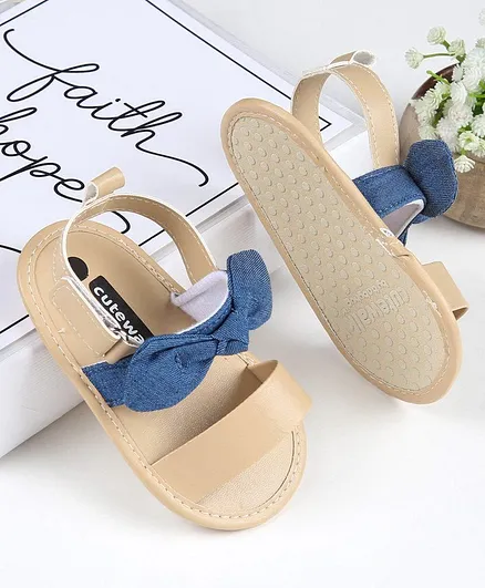 Cute Walk by Babyhug Sandals Style Booties Bow Applique - Blue