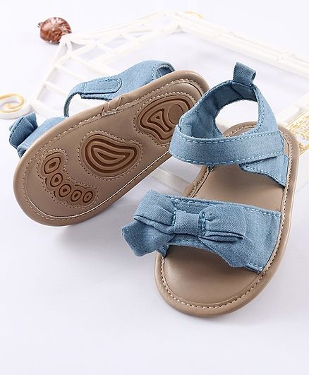 firstcry baby sandals