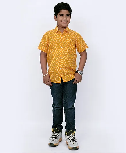 Tahanis Half Sleeves Motif Print Shirt - Yellow
