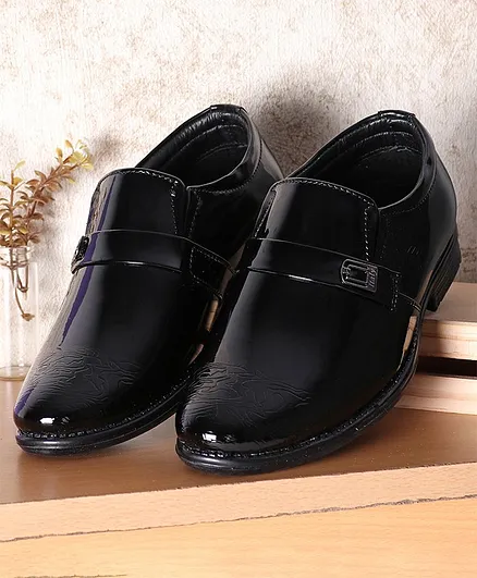 round toe formal shoes