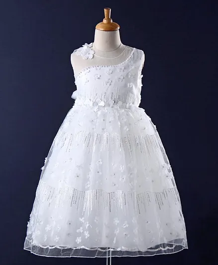 Mark & Mia Sleeveless Mid Calf Length Gown Floral Applique - White