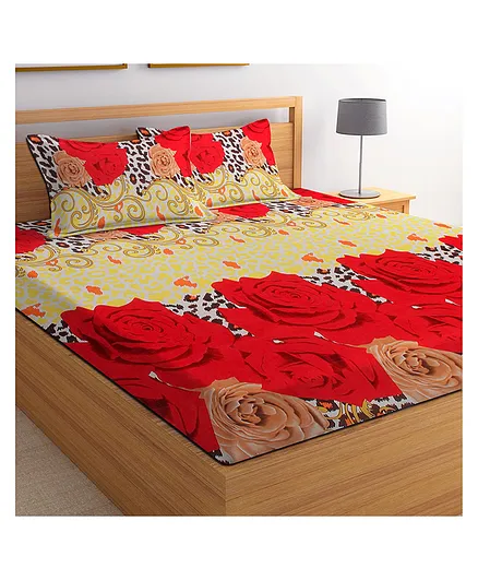 BSB Home 3D Printed Microfiber Double Bedsheet with 2 Pillow Covers - Red