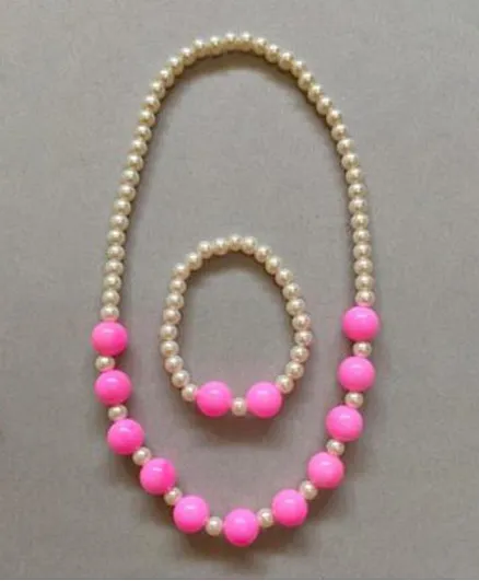 Tiny Closet Pearl Necklace & Bracelet Set- Pink
