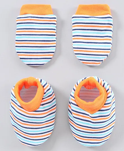 Babyhug 100% Cotton Mittens & Booties Set Heart Print - Multicolor
